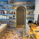No 244 Apartman *