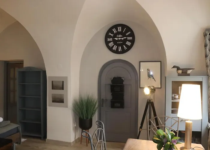 Apartman No 244 *