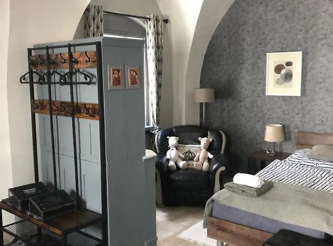 Apartamento No 244 *